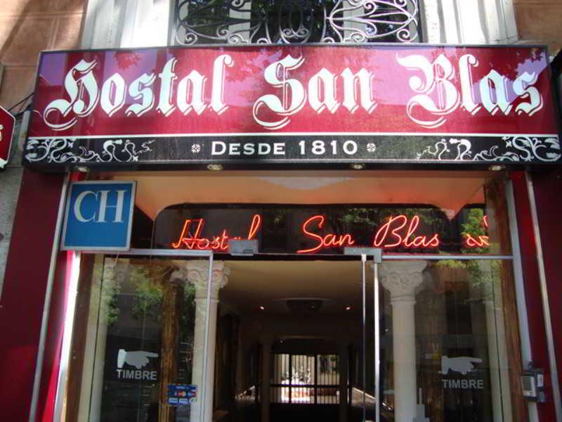 Hostal San Blas Madri Exterior foto